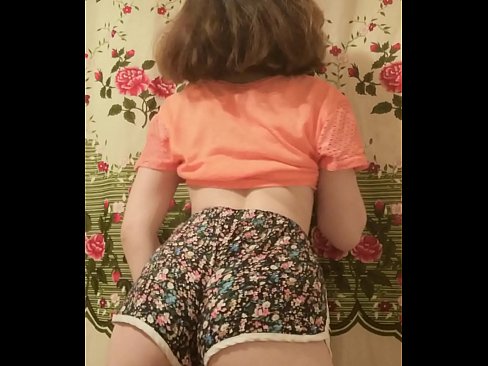 ❤️ Vogëlushja e re seksi duke zhveshur pantallonat e shkurtra në kamera ❌ Porno shtëpie në sq.sexonfire.ru ❌️